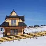 Goralski Z Bali Salas Chalet